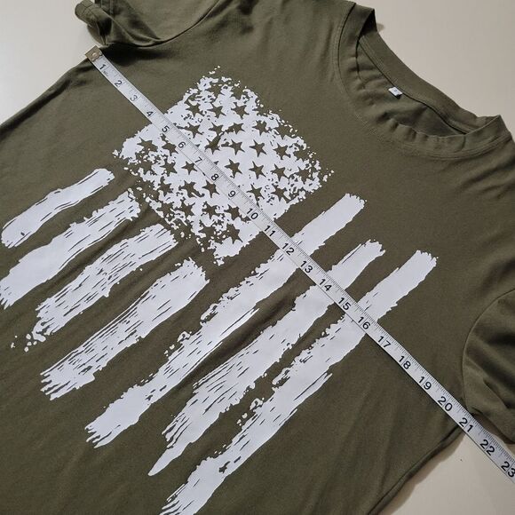 Women's Army Green American Flag Graphic Crewneck Short Sleeve Tee - Picture 6 of 12